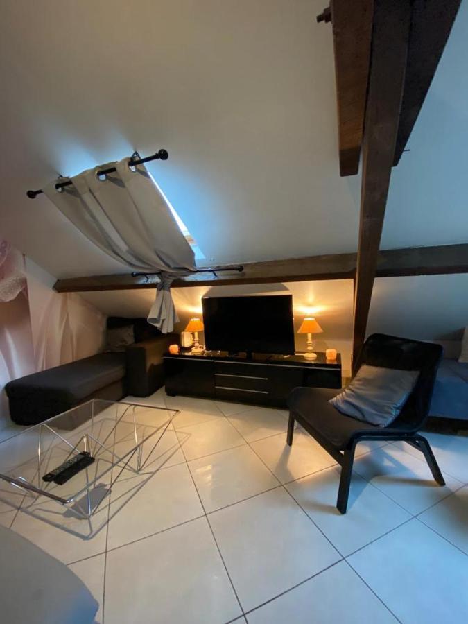 Studio Cosy A 35 Mn De Paris. Corbeil-Essonnes Exteriér fotografie